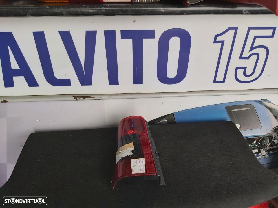 Farolim Esquerdo Peugeot Partner Citroen Berlingo - 1