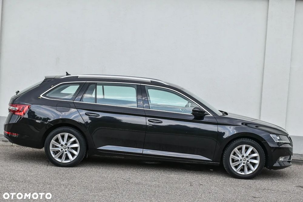 Skoda Superb 2.0 TDI 4x4 Style DSG - 17
