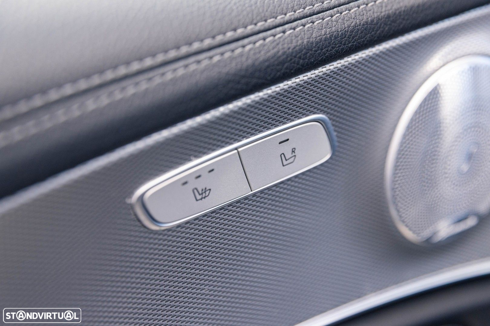Mercedes-Benz E 220 d AMG - 29