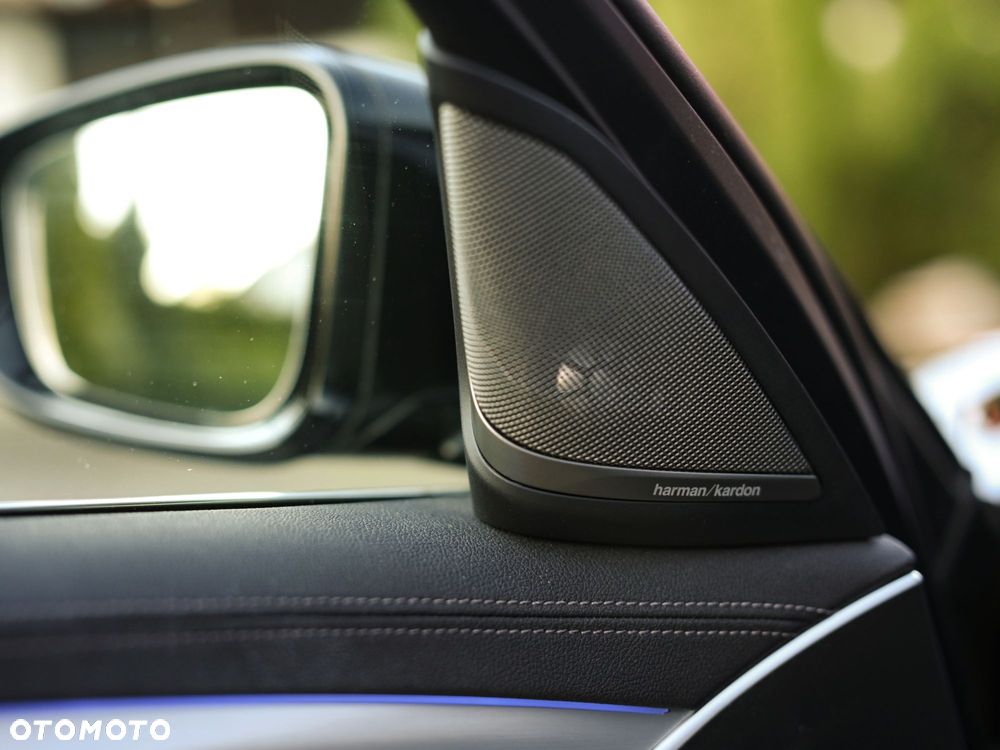 BMW Seria 5 520d M Sport Edition - 14