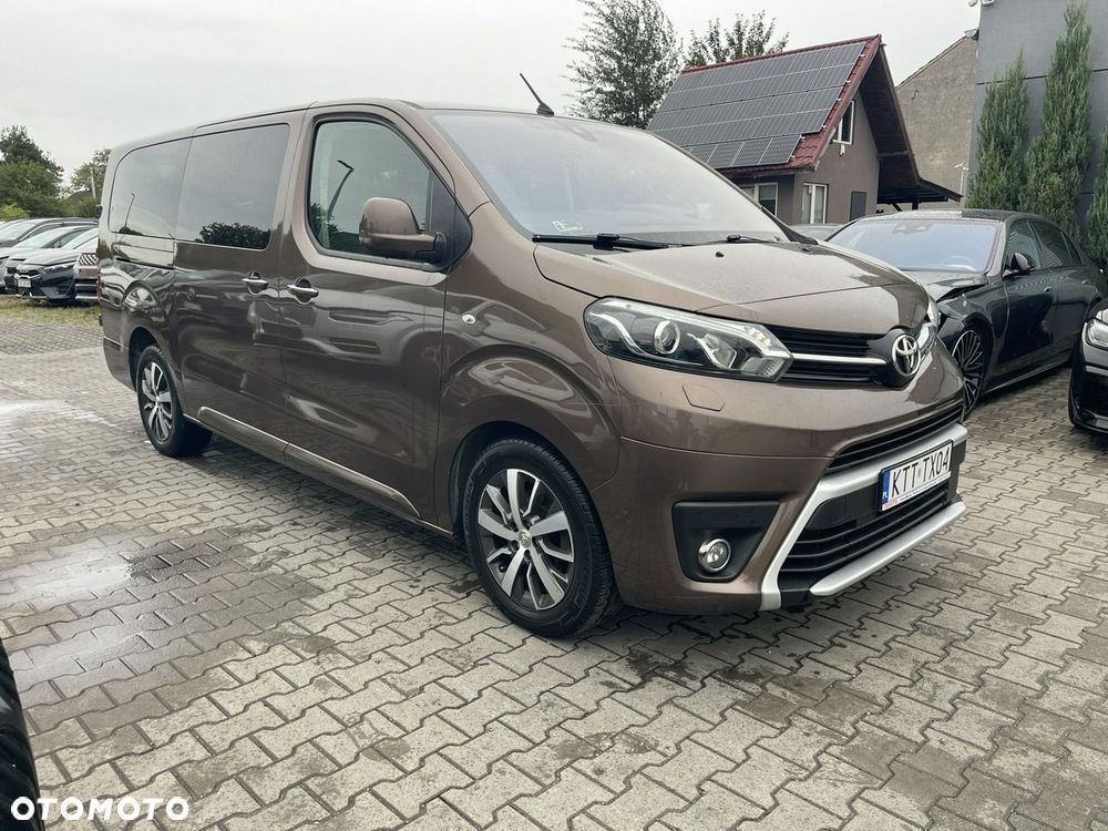 Toyota Proace Verso 2019 photo 2