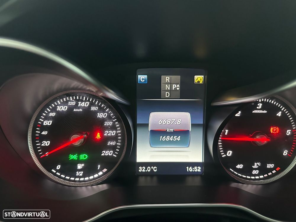 Mercedes-Benz C 220 (BlueTEC) d 7G-TRONIC AMG Line - 32