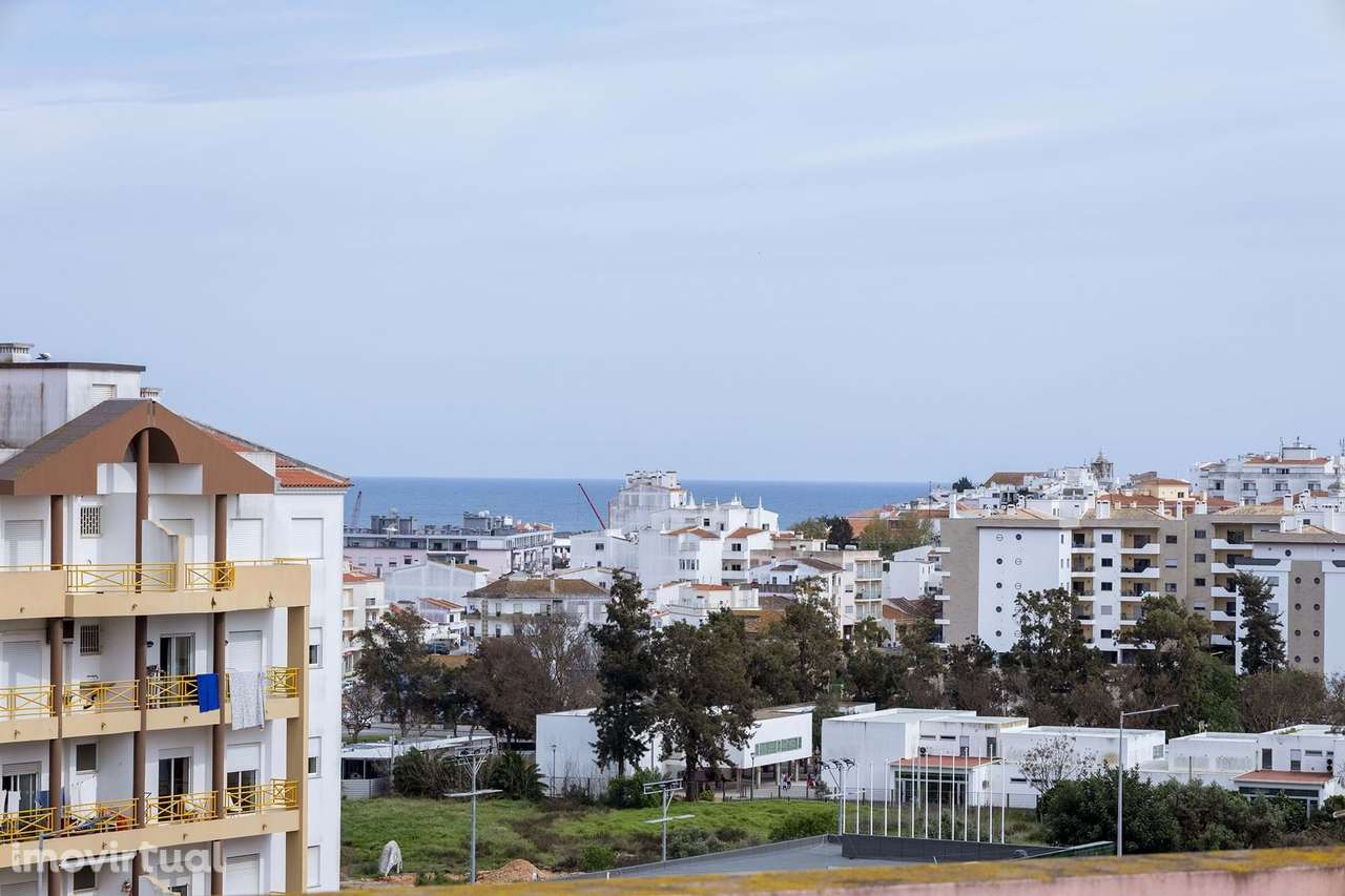 APARTAMENTO T3 NO ÚLTIMO ANDAR PARA VENDA EM LAGOS - Grande imagem: 2/37