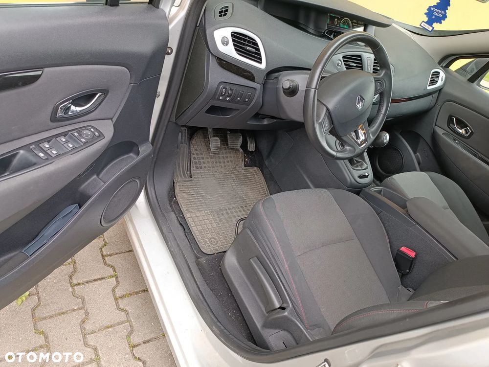 Renault Scenic ENERGY TCe 115 Dynamique - 11
