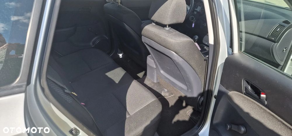 Hyundai i30 1.6 CRDi FIFA WM Edition - 16