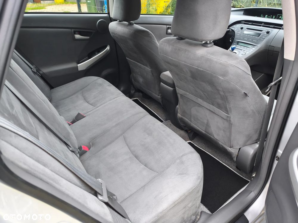 Toyota Prius - 6