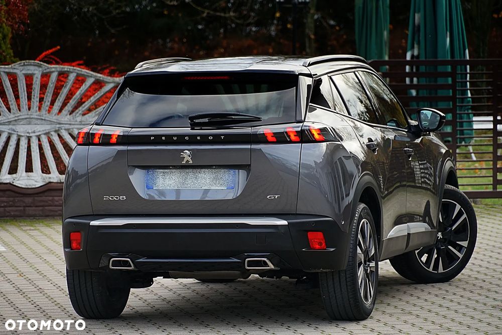 Peugeot 2008 PureTech 130 EAT8 GT - 12