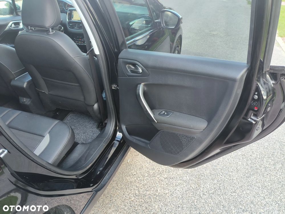 Peugeot 2008 PureTech 110 Stop&Start Crossway - 13