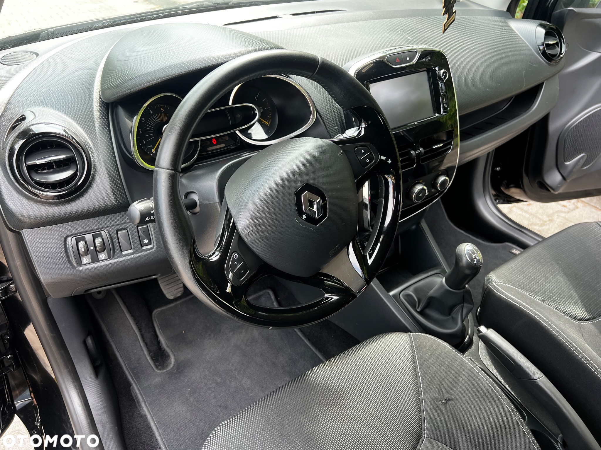 Renault Clio - 13