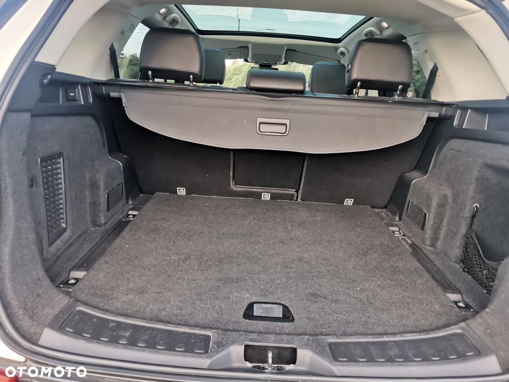 Land Rover Discovery Sport P250 SE - 25