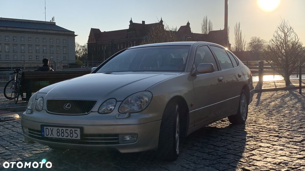 Lexus GS - 4