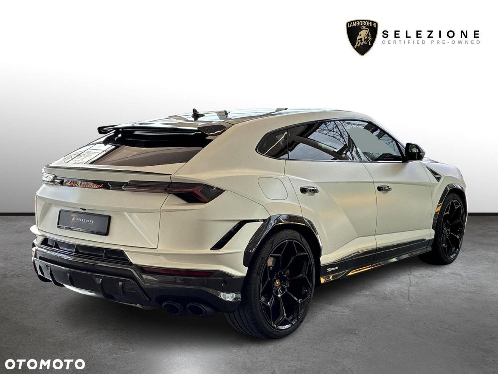 Lamborghini Urus - 3