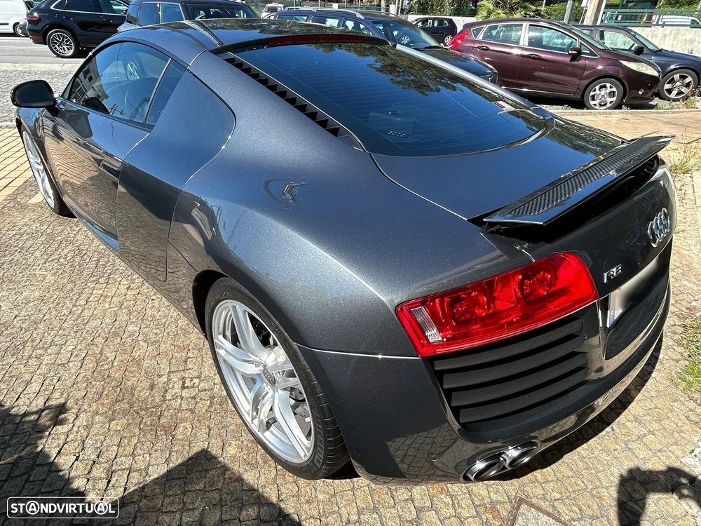 Audi R8 Coupé 4.2 FSI V8 quattro R-tronic - 4