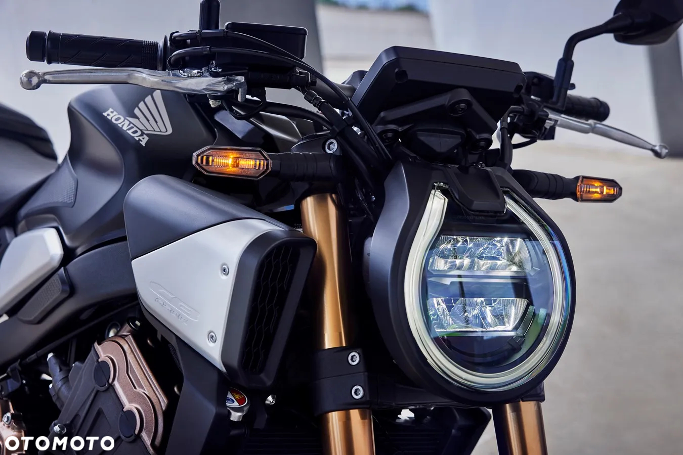 Honda CB - 10