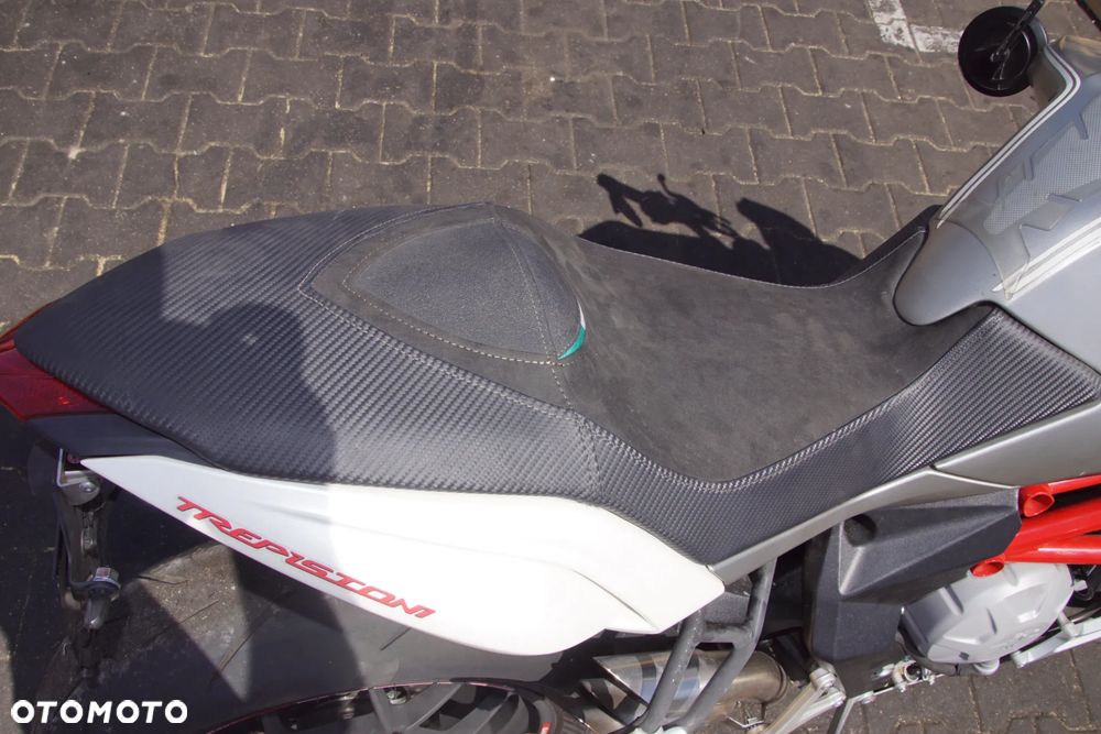 Motocykl na części 692106889 MV Agusta B3 800 Brutale 800 92 kw 2014 silnik lampa licznik lagi laga zbiornik felga tarcza rama owiewka - 14