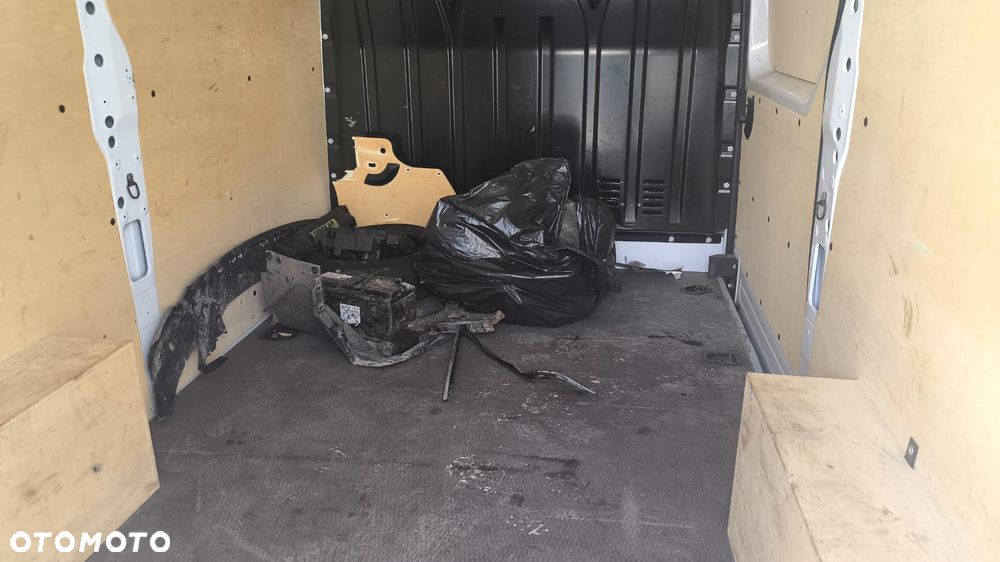 Renault Master - 11
