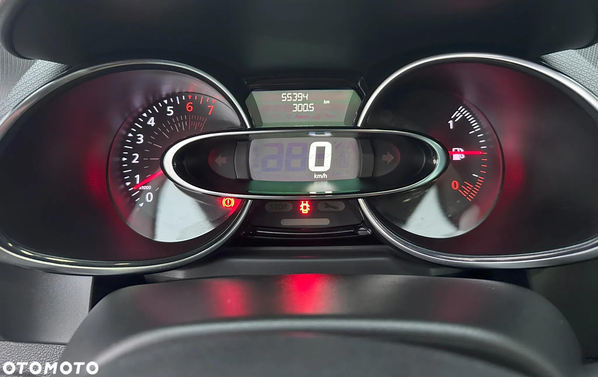 Renault Clio 1.2 16V Limited EU6 - 17
