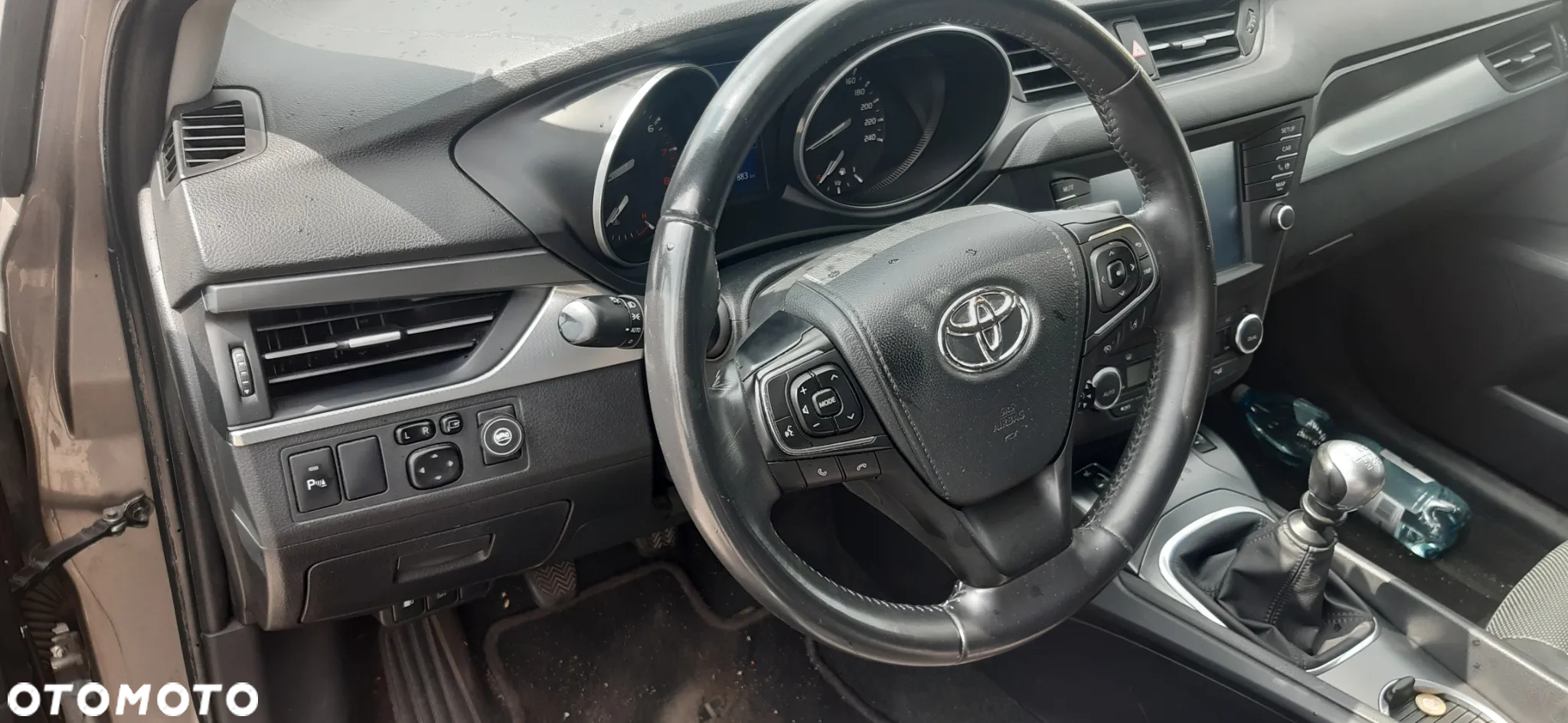 Toyota Avensis 1.8 Prestige - 10