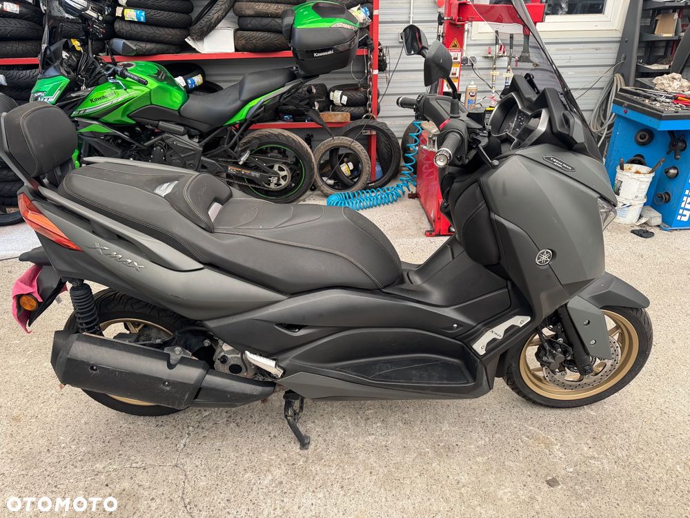 Yamaha X-max - 9