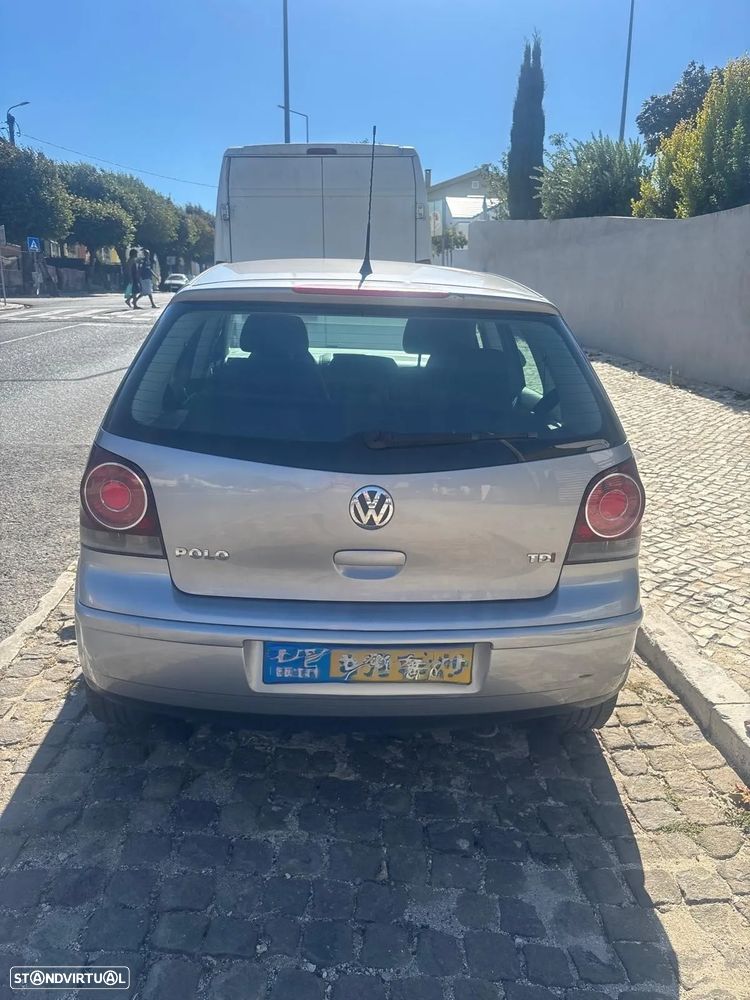 VW Polo 1.4 TDi Confortline - 2