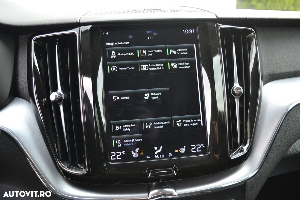 Volvo XC 60 B4 D AWD Geartronic Momentum Pro - 22