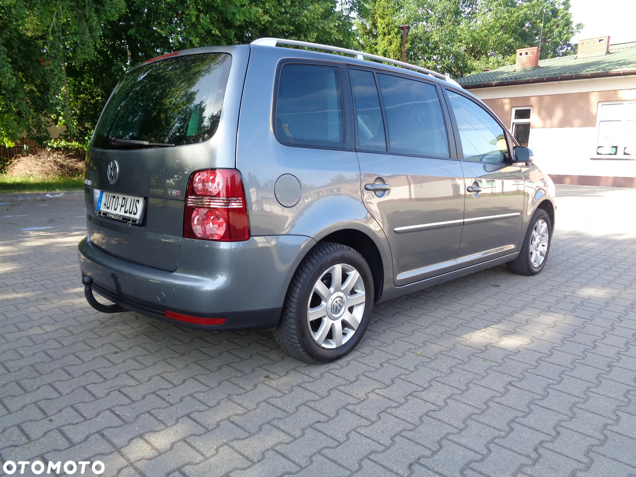 Volkswagen Touran 1.4 TSI Comfortline - 4