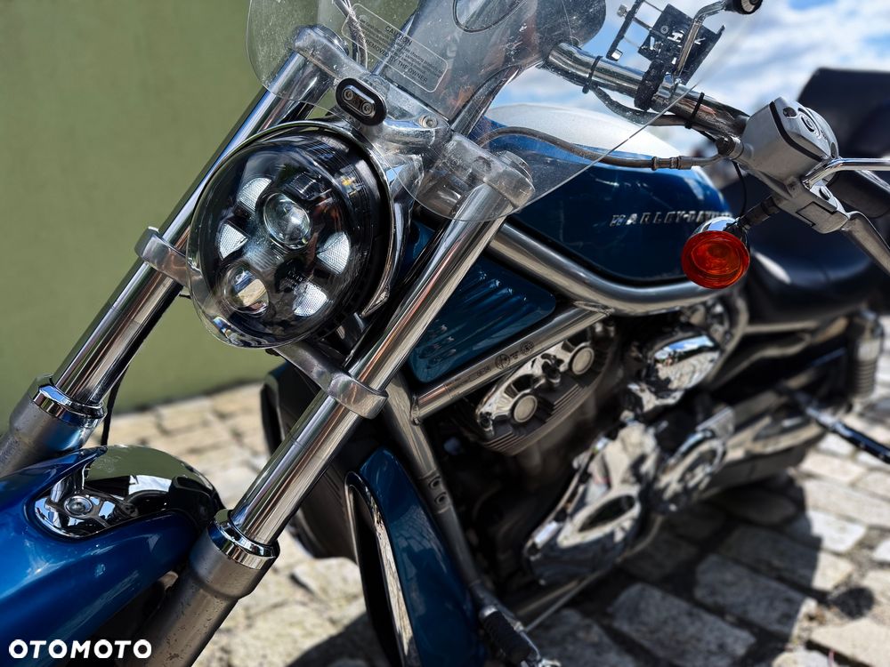 Harley-Davidson V-Rod Street Rod - 11