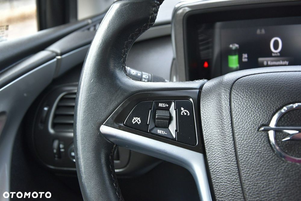 Opel Ampera - 29