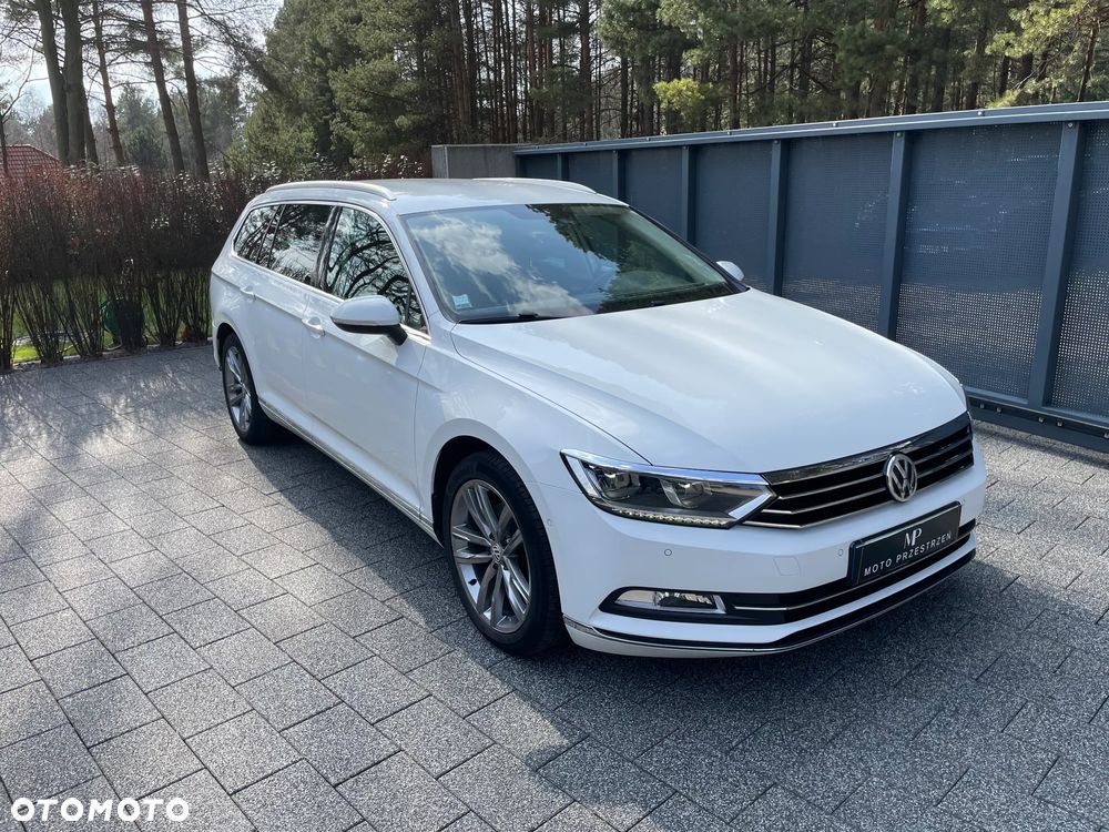 Volkswagen Passat 2.0 TDI (BlueMotion Technology) Highline - 25