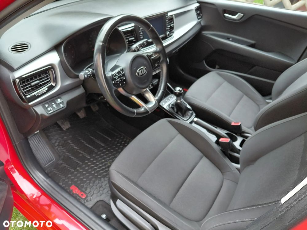 Kia Rio - 15