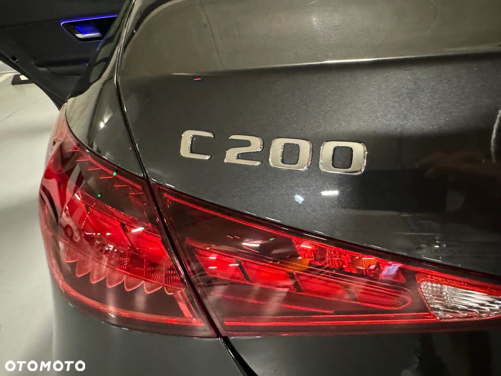 Mercedes-Benz Klasa C 200 4MATIC 9G-TRONIC - 15