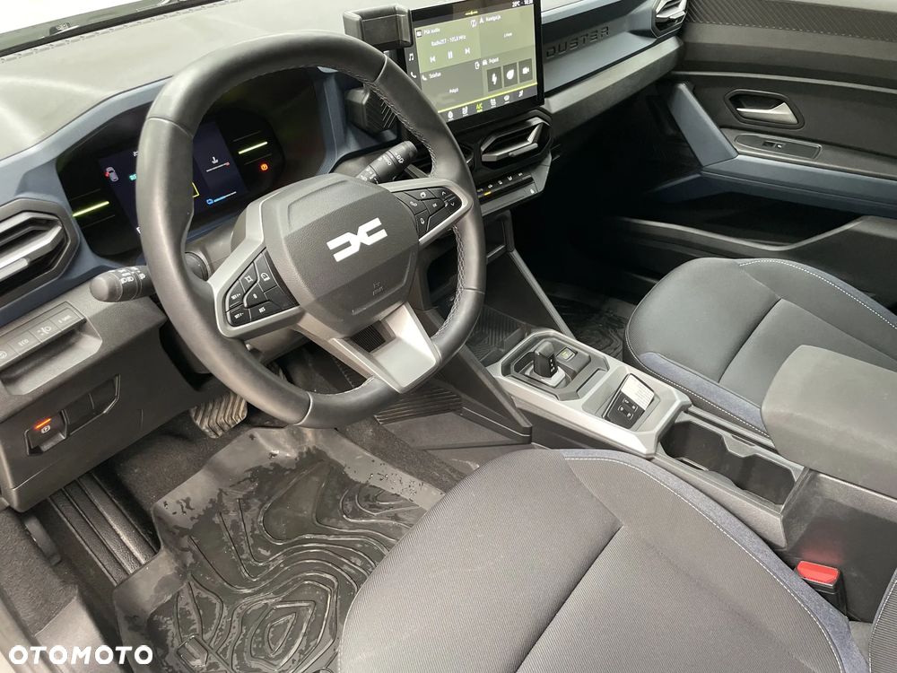 Dacia Duster 1.6 Full Hybrid 140 Journey+ MMT - 9