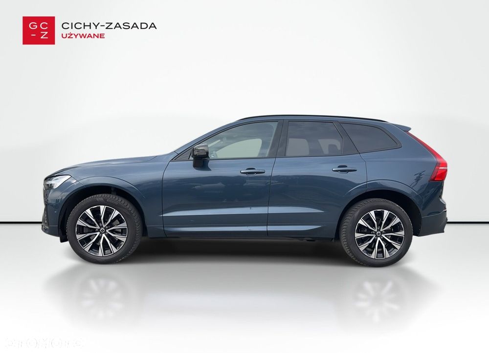 Volvo XC 60 B5 D AWD Ultimate Dark - 3