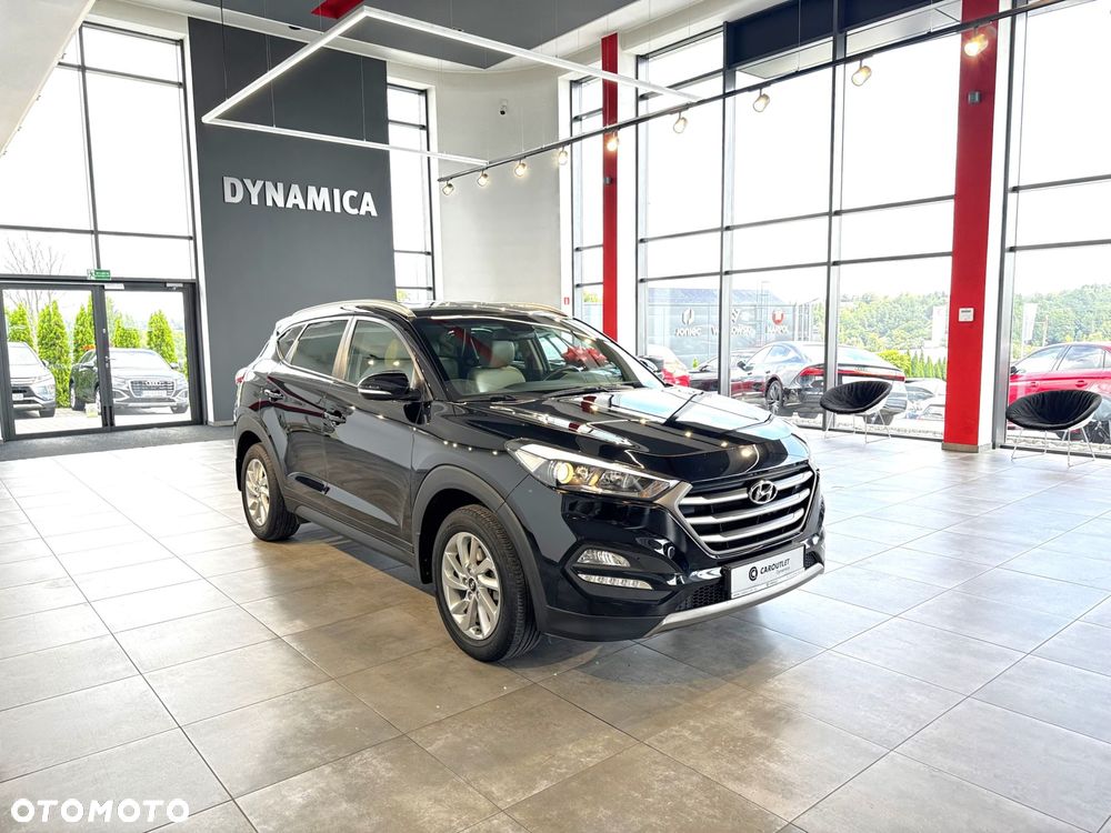 Hyundai Tucson - 2