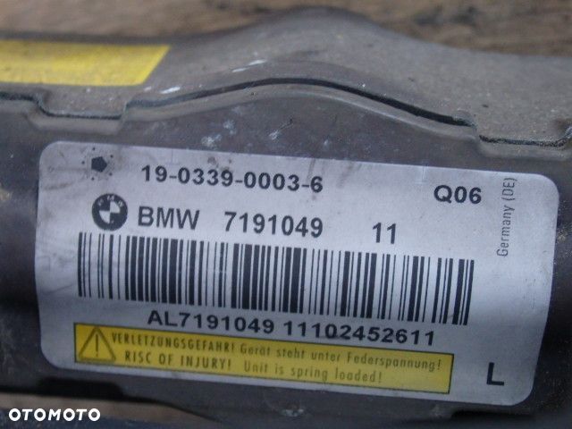 BMW 5 F10 F11 ZAWIAS MASKI PIROTECHNICZNY LEWY - 3