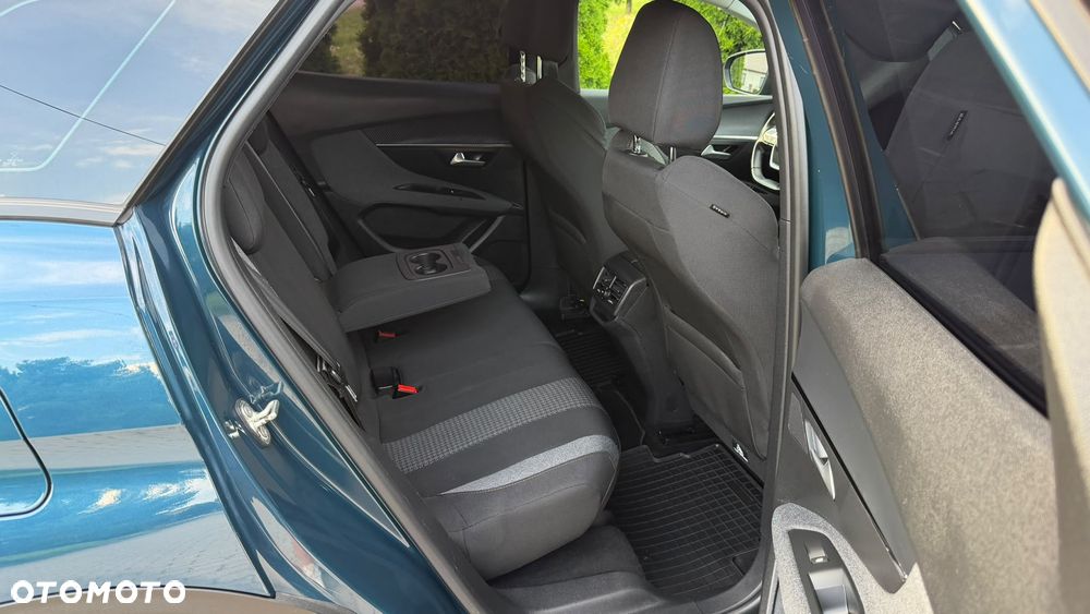 Peugeot 3008 BlueHDi 130 Stop & Start EAT8 Active - 24