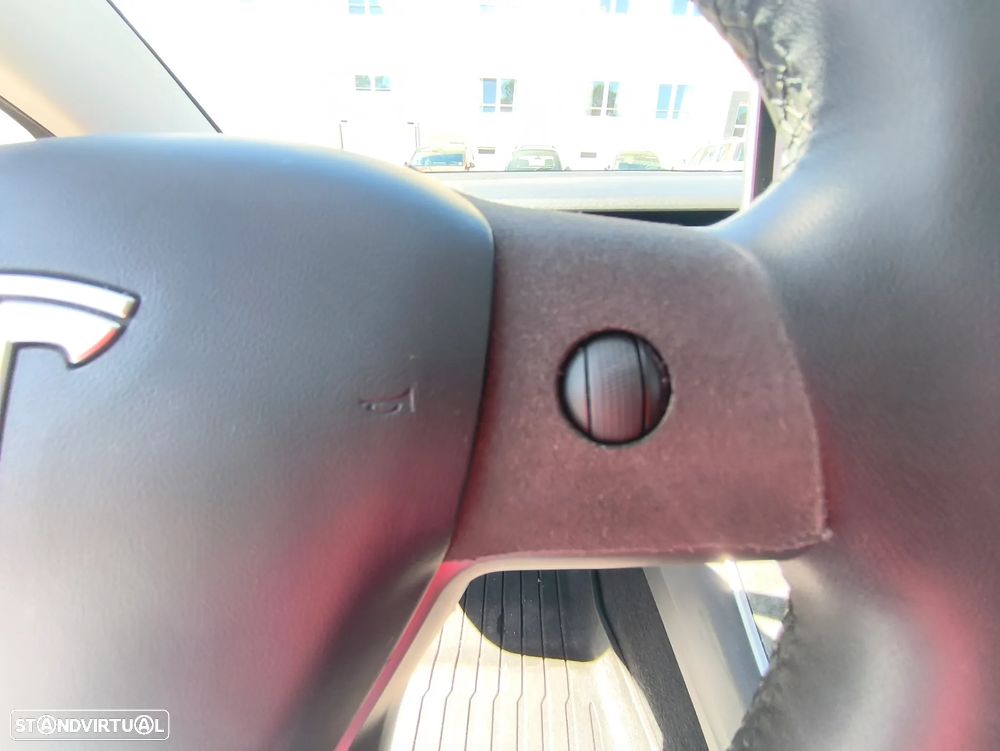 Tesla Model 3 Standard Range Plus RWD - 36