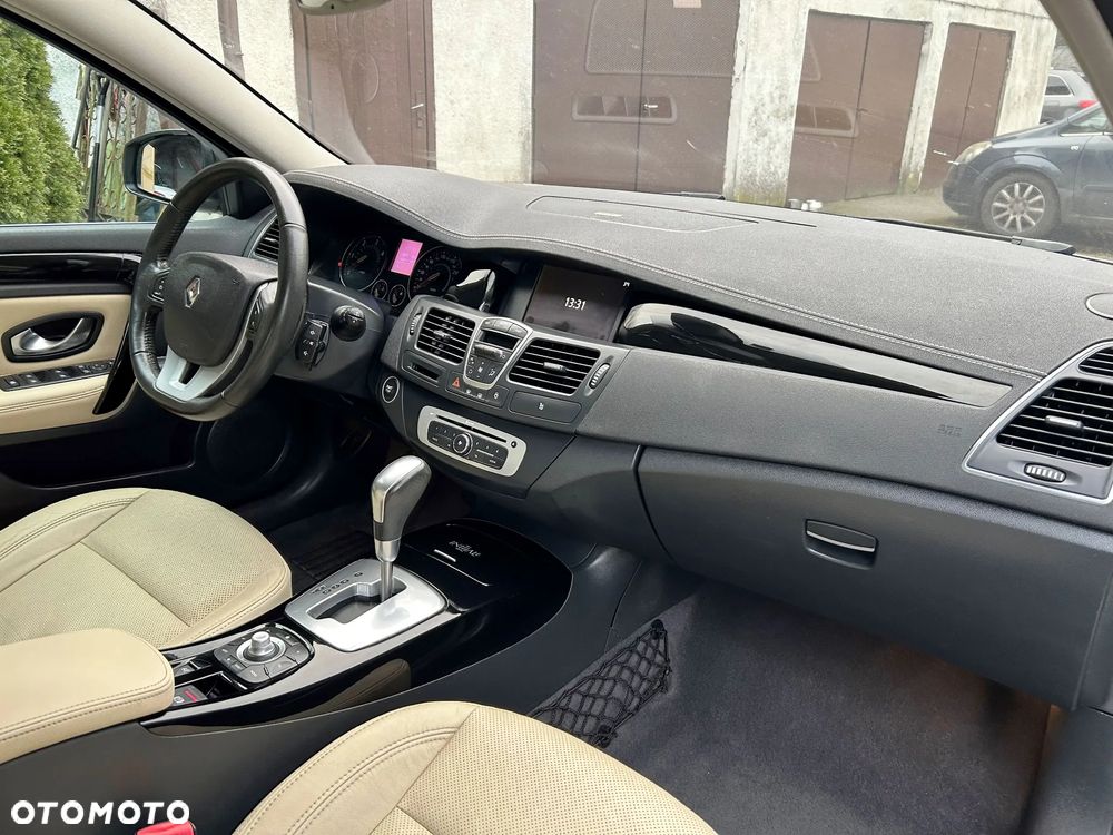 Renault Laguna dCi 110 FAP EDC Paris - 6