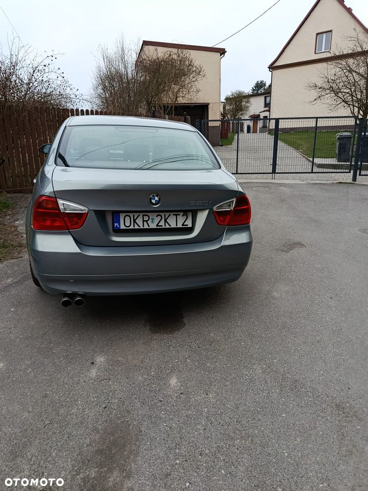 BMW Seria 3 - 11