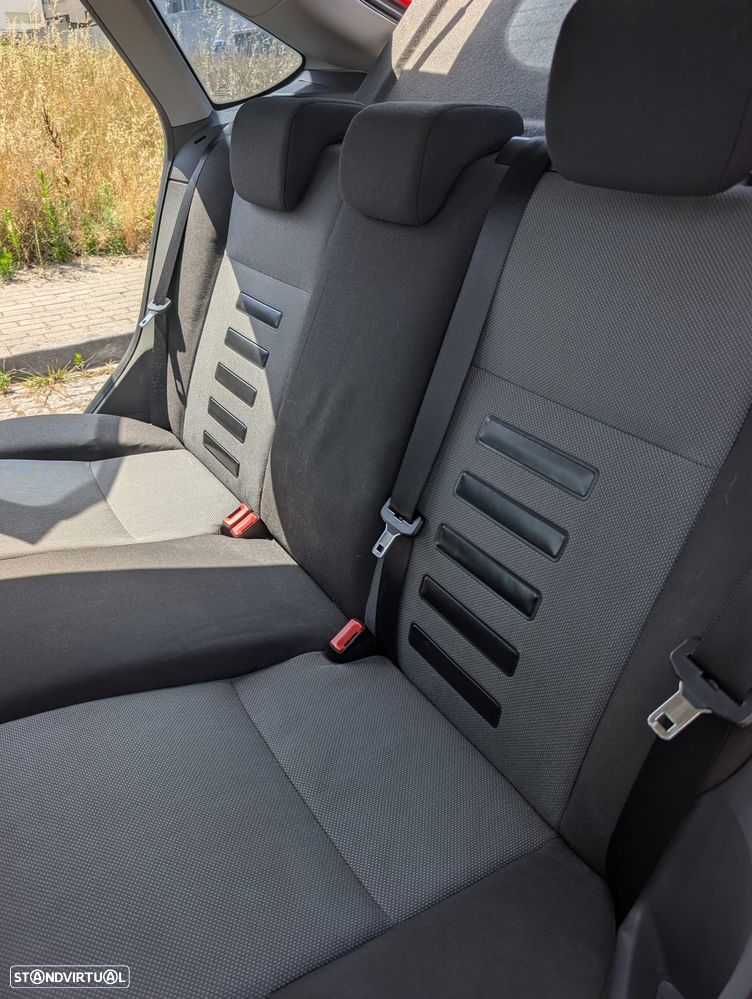 Ford Focus 1.6 TDCi Trend - 11