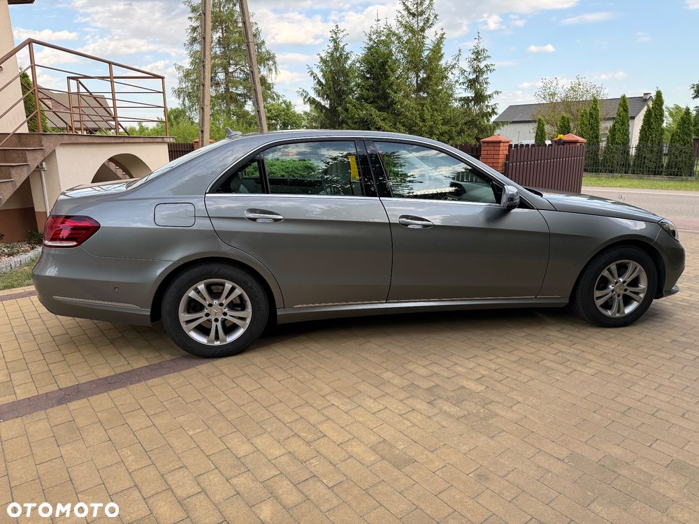 Mercedes-Benz Klasa E 300 BlueTEC HYBRID Elegance - 10