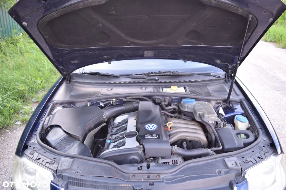 Volkswagen Passat 2.0 Comfortline - 33