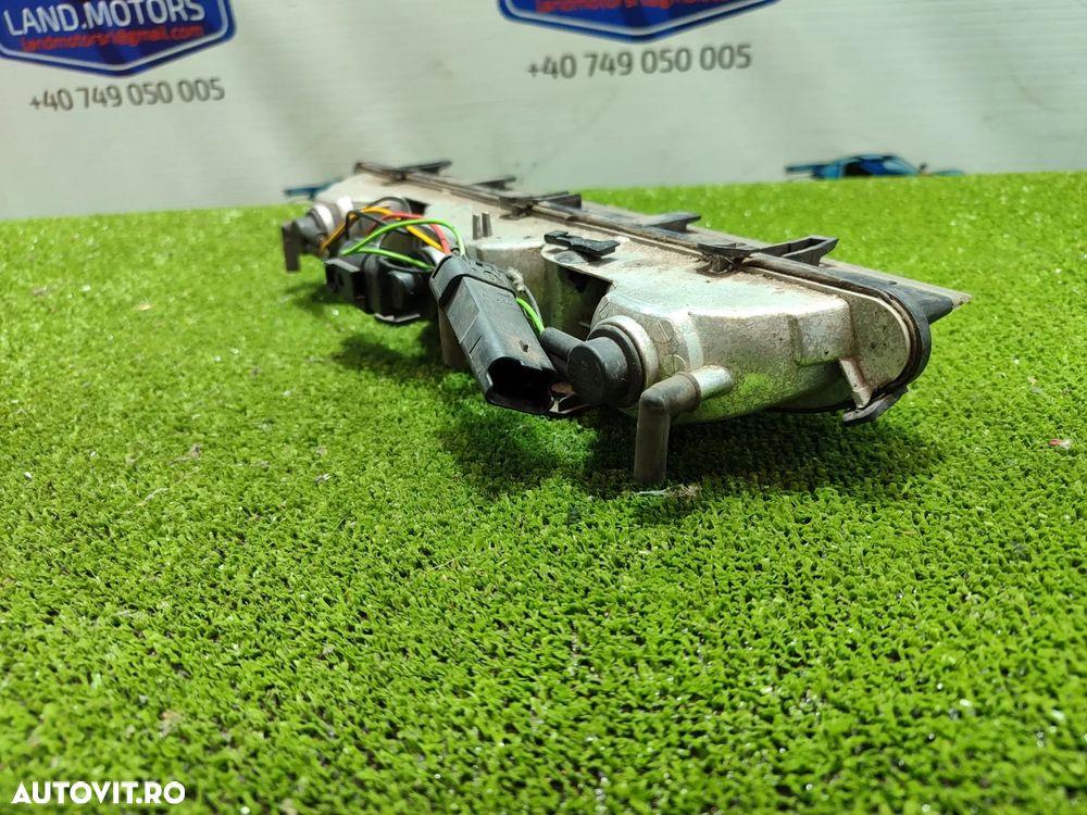 PROIECTOR CEATA SPATE PEUGEOT RCZ 2012 2.0 DIESEL / COUPE 2 USI COD OEM 6350KF / 2010-2015 - 6