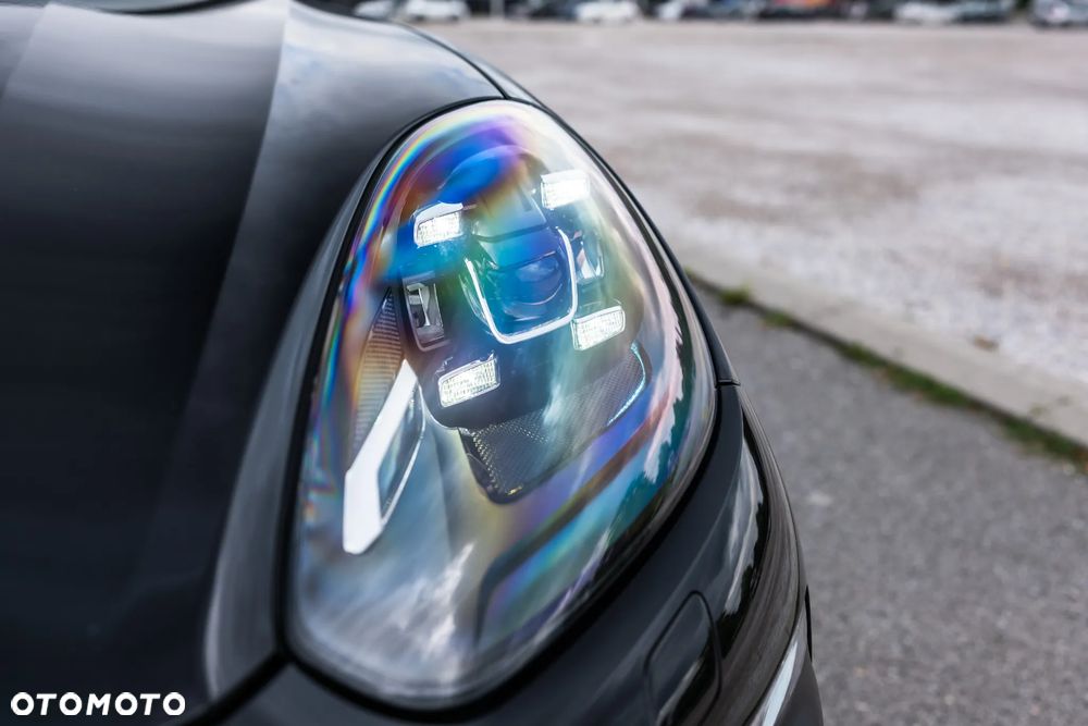 Porsche Cayenne S - 10