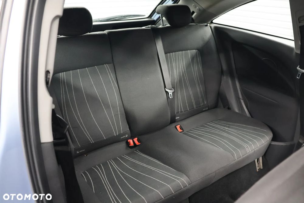 Opel Corsa 1.3 CDTI - 10