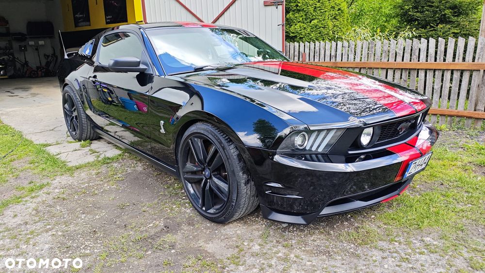 Ford Mustang - 4