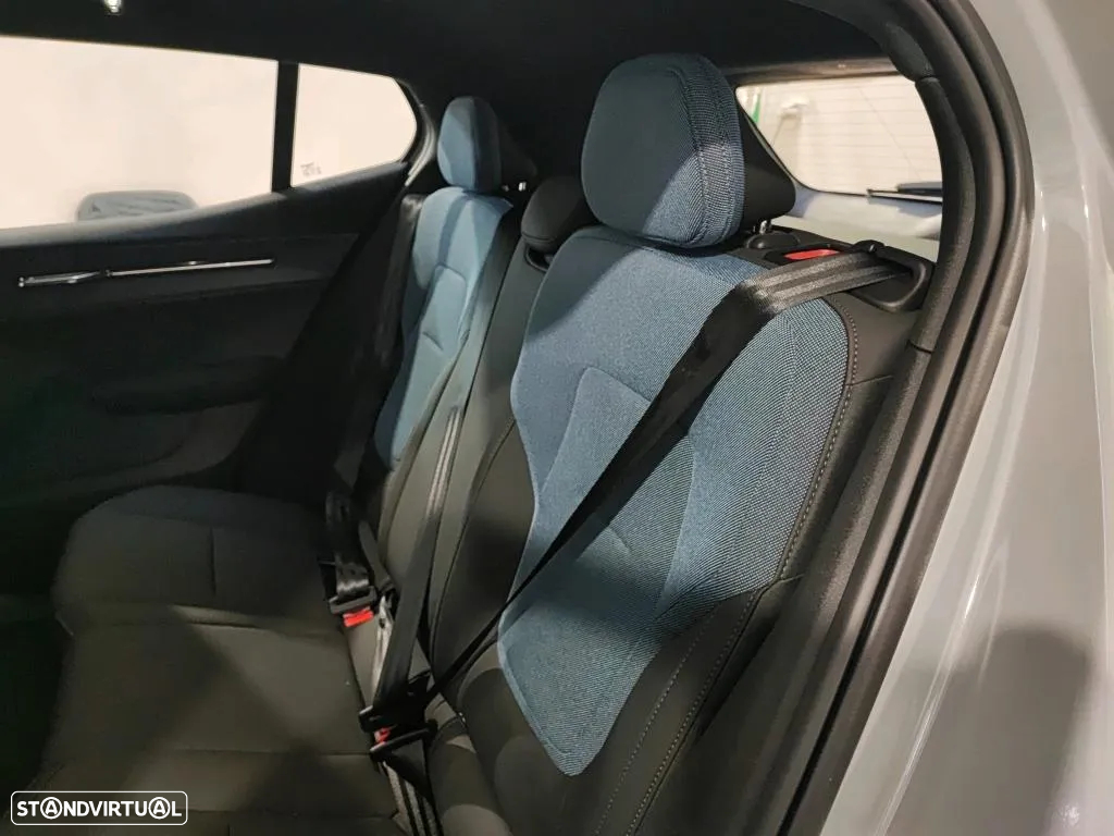 Volvo EX30 51 kWh Single Motor Core - 8