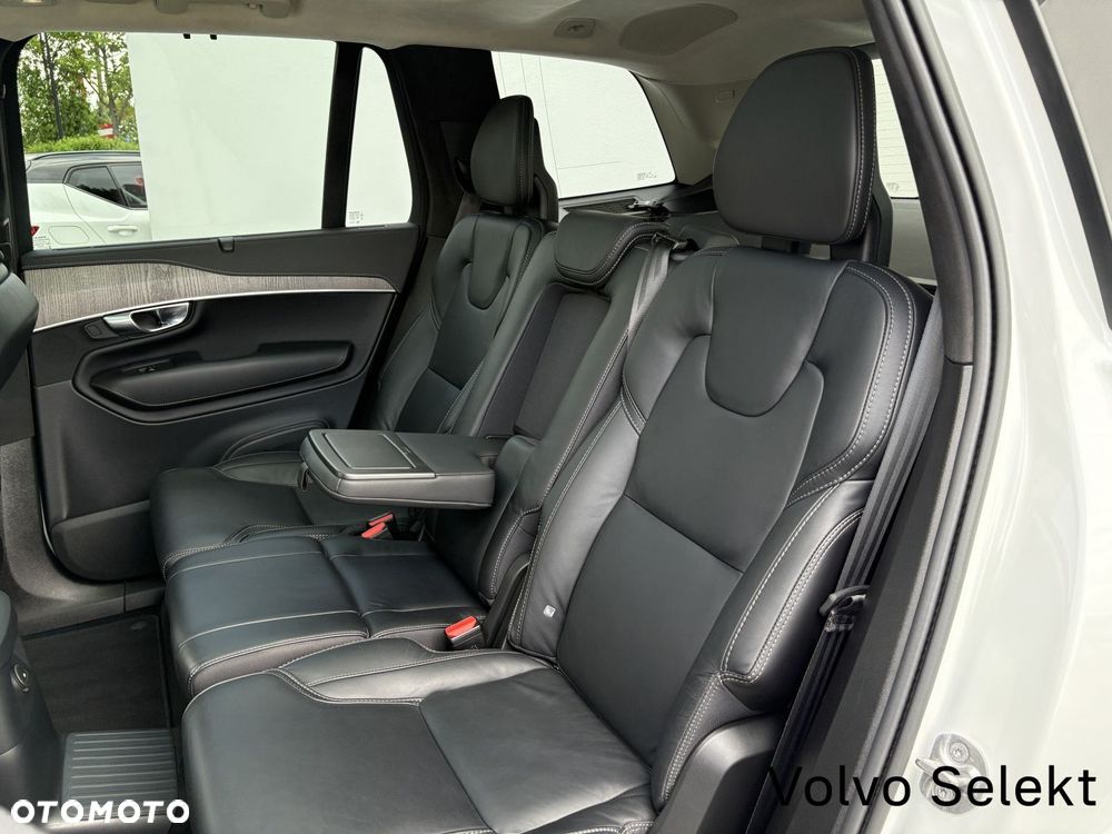 Volvo XC 90 - 23