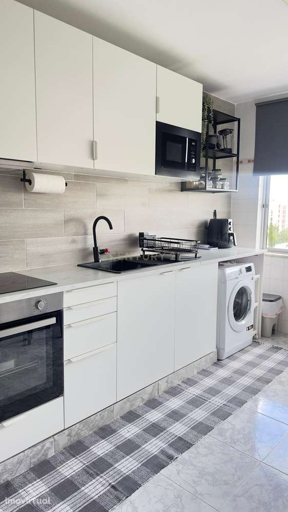 T2 Remodelado - Póvoa de Santa Iria - 5 min da Estação - Grande imagem: 5/9