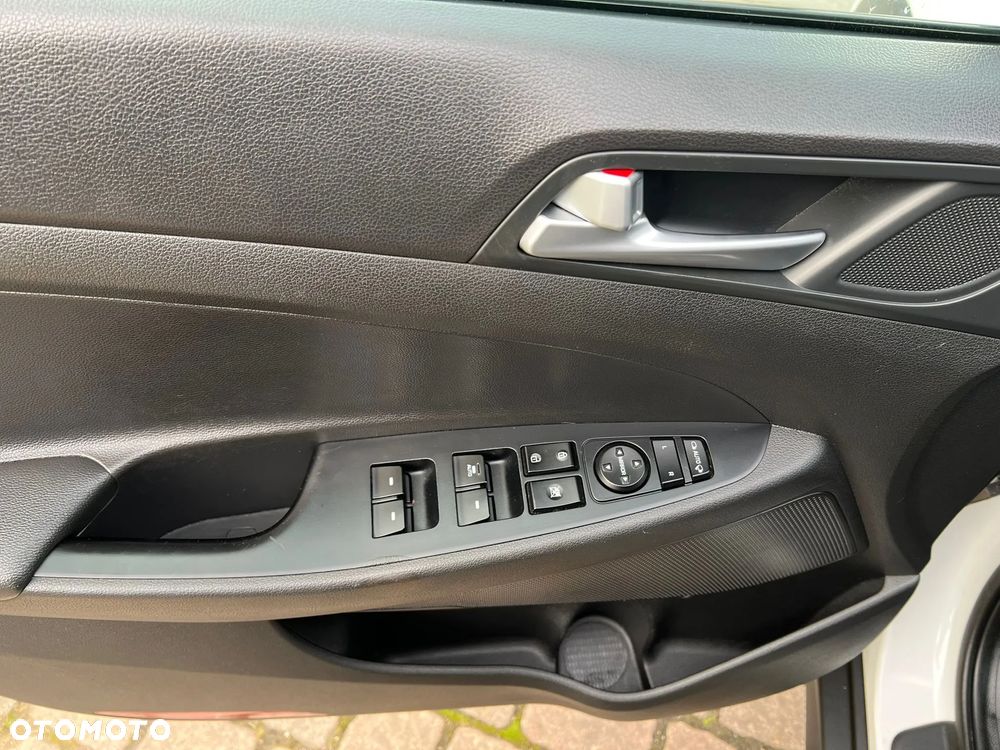 Hyundai Tucson 1.6 GDi 2WD Select - 10